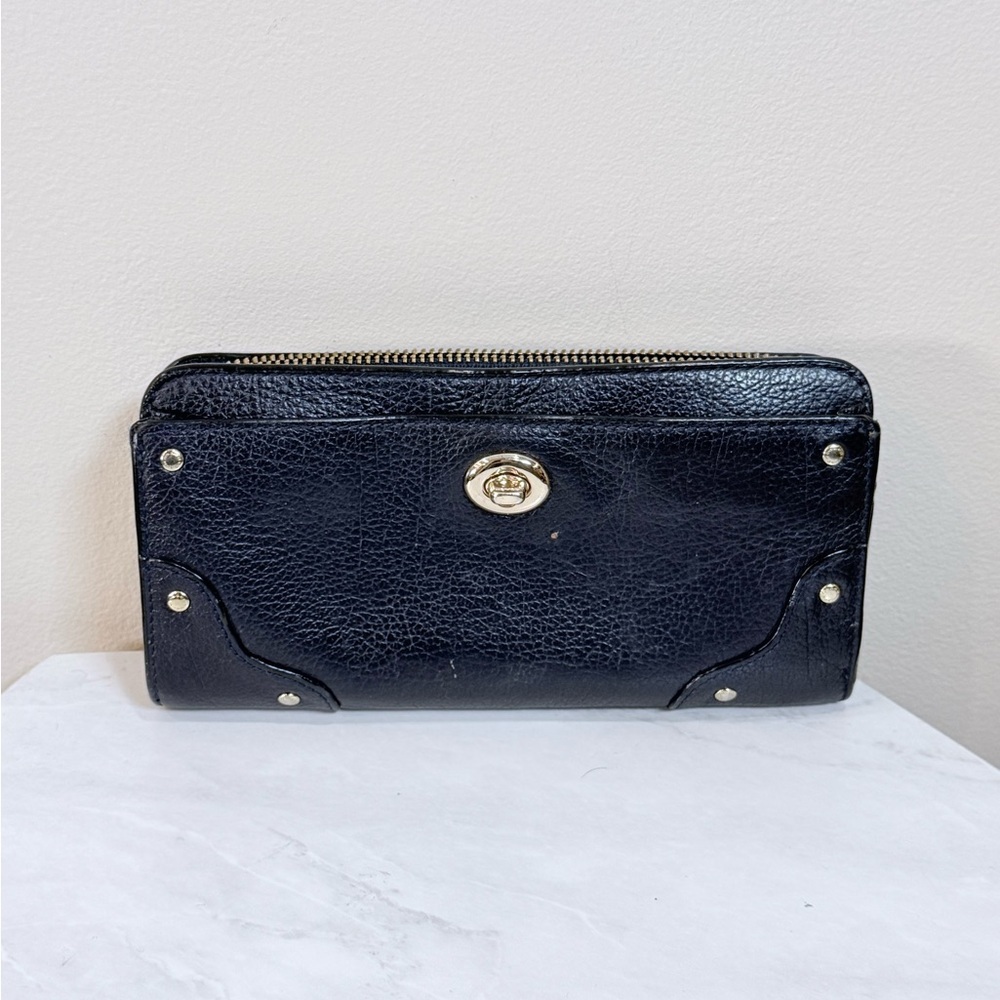 🔥Coach Blue Leather Turn-Lock Wallet Fair Condition 🔥